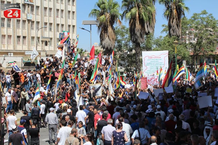 السويداء..... مظاهرات حاشدة تطالب برحيل بشار الأسد