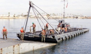 الميناء العائم على ساحل قطاع غزة