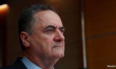 إعلام عبري: الكنيست يصدق على تعيين يسرائيل كاتس وزيرا للدفاع وإقالة جالانت