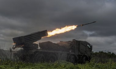 واشنطن تدرس تسليم صواريخ بعيدة المدى لأوكرانيا قد تصل إلى موسكو