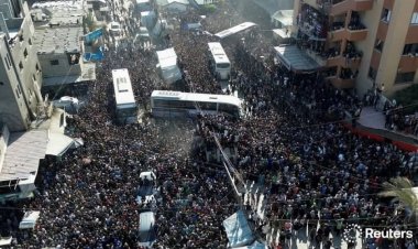 غزة اليوم تستقبل أبناءها الأحرار، العائدين من سجون الاحتلال بعد سنواتٍ من الأسر