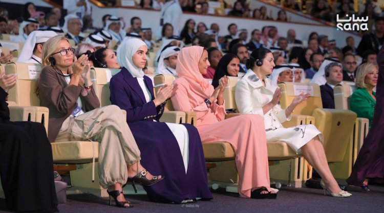 عقيلة الرئيس أحمد الشرع لطيفة الدروبي تشارك في حفل افتتاح قمة "وايز 2025"