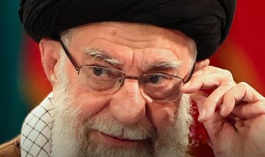 ‏المرشد الإيراني علي خامنئي: لن نسمح لأميركا العبث بإيران مثل فنزويلا